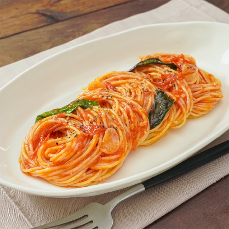 マリネがポイント！フレッシュトマトのパスタ