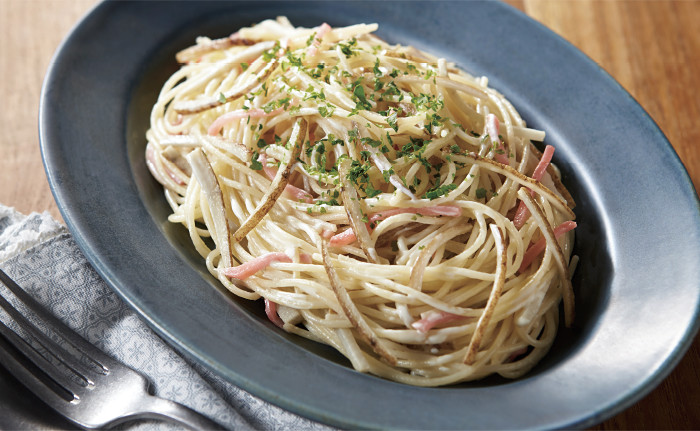 シャキシャキごぼうマヨのサラダ風パスタ