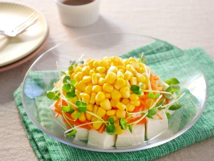 シャキッと！コーンのヘルシー豆腐サラダ