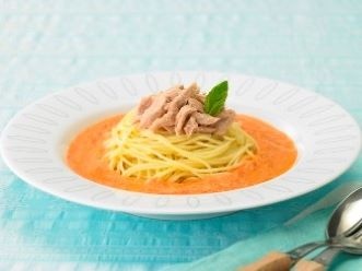 ガスパチョ風ソースの冷製スパゲッティ