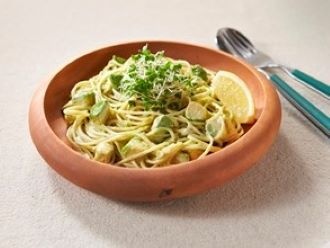 アボカド＆ヨーグルトのサラダ風パスタ