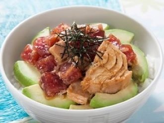 シーチキンとまぐろでアヒポキ丼
