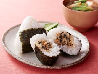 シーチキンマヨおにぎり