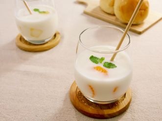 お手軽フルーツラッシー    